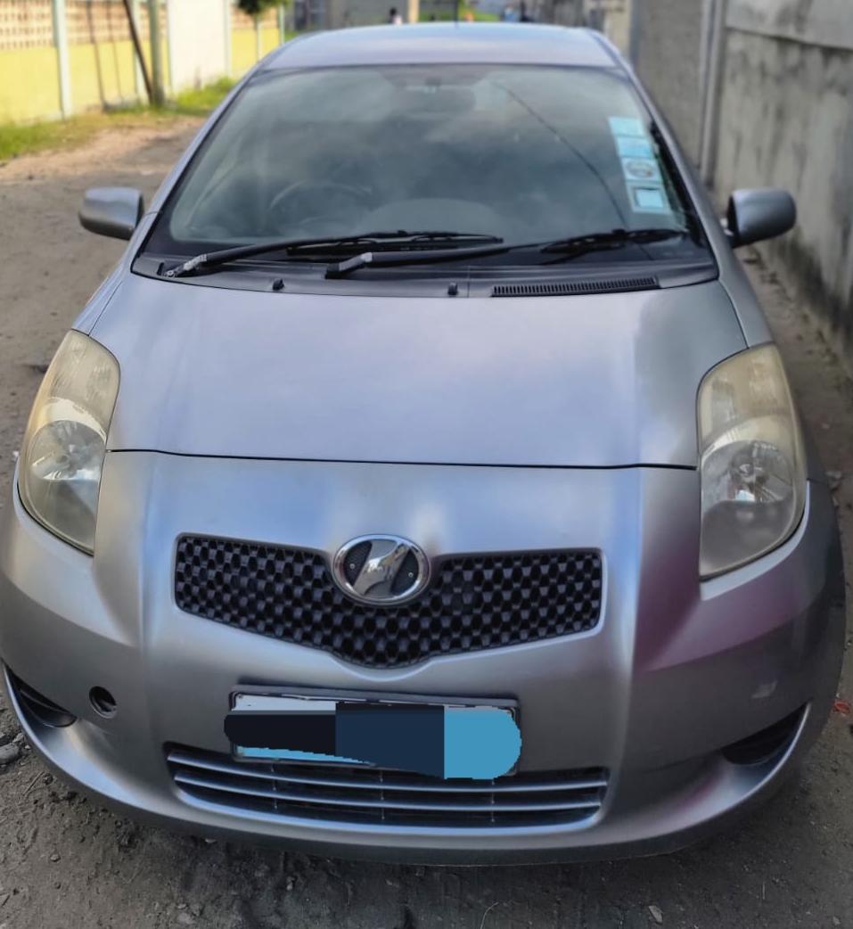 — Toyota Vitz  🚘🚘🛜 — Caixa Automática  — Motor; 1.3 — Ar-Condicionado operacional  — Rádio (CD & AUX) — Jantes Especial  — Suspensão em dia  — Documento em ordem  — Preço;245.000MZN  *ABERTO À NEGOCIAÇÕES*                    BEIRA📍